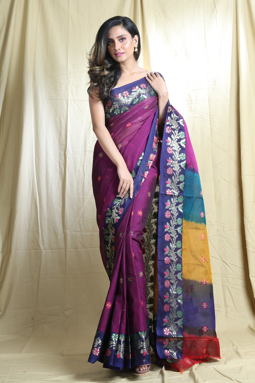 Magenta Blended Cotton Handwoven Soft Saree With Allover Flower Butta