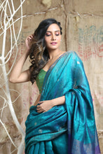 Load image into Gallery viewer, Cerilean Blue Matka Handwoven Soft Saree With Zari Weaving Pallu
