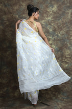 Load image into Gallery viewer, white Silk Cotton Handwoven Soft Saree With Zari Work
