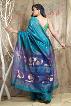 Load image into Gallery viewer, Cerilean Blue Matka Handwoven Soft Saree With Zari Weaving Pallu
