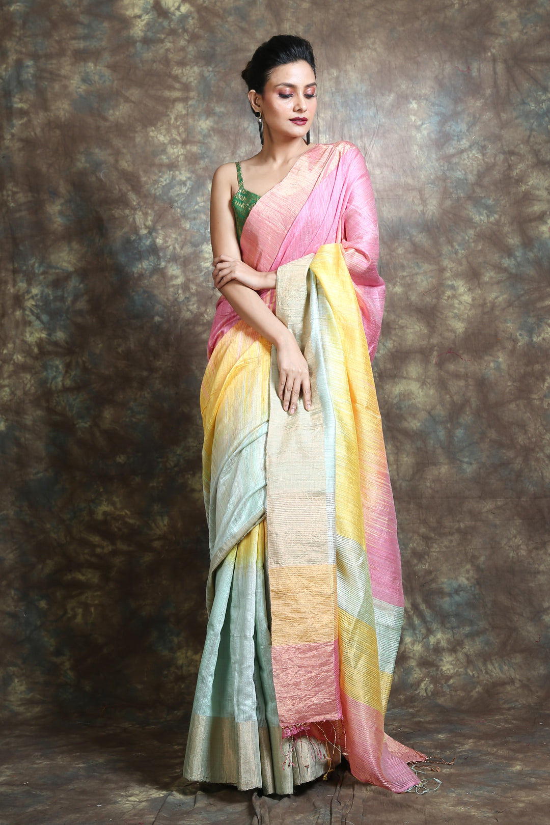 Multicolor Matka Handwoven Soft Saree With Allover Multicolor & Pallu