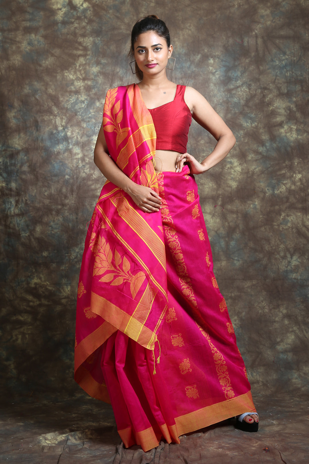 Pink Blended Cotton Handwoven Soft Saree With Allover Design