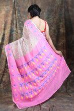 Load image into Gallery viewer, Pearl White Allover Weaving Jamdani Saree With Floral Pallu
